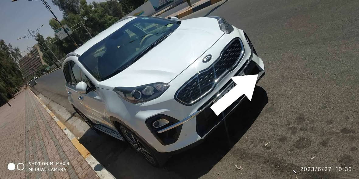 كيا سبورتاج 2020 خليجي ابيض ماشية 62
نظيفه حيل بدون ضرر مال بيت رقم اربيل بإسمي
بصمة 
تشغيل عن بعد 
3 انظمة قيادة 
مانع انزلاق
مثبت سرعة 
صندوق كهربائي
محرك 2000 دوش
تبريد قطعتين
شاشه لمس
كاميره خلفية
تحكم ستيرن
اشاير بالمري
مري شفط
حساس امامي وخلفي
رقم انكليزي
داخل عسلي
كشنات نص جلد

مكان السيارة موصل
تواصل عالرقم ***********
