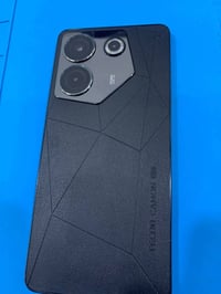 كامون ٢٠ برو ٥ جي • ٢٥٦ • مغلف