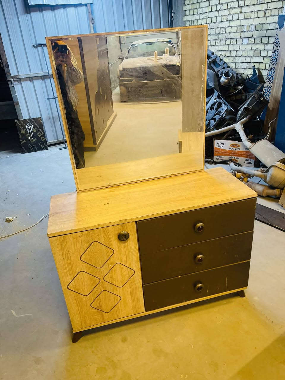 غرفه نوم تركي 🇹🇷
7قطع  نضافه 90
السعر 400
***********
 مع شد ونقل مجاني داخل بغداد
