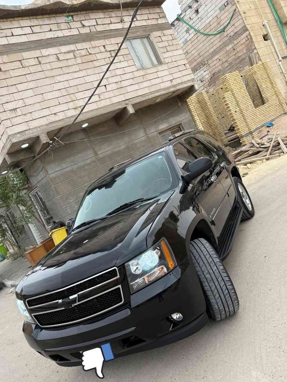 السلام عليكم 
تاهو ادوات ادوات لون اسود بترة 
موديل 2008 مواصفات LTZ 
السيارة فول مواصفات وطبلة مو فور ويل 
كفالة گص وفتح وسرقة وعشائر 
السيارة ابيع الموجود شوف العين تگلب وتاخذ 
السيارة جديدة ودخول جديد كلشي ما ناقصها 
من تخم تاير تبريد حدادية كير مكينة كلشي بيها جديد من اكلك برغي ما بيها نقص صدك ما بيها نقص وتجي وتشوف السيارة خليجية مو وارد امريكي
مكانها بصرة 
السعر 110 وبيها مجال بسيط للشراي 
***********
