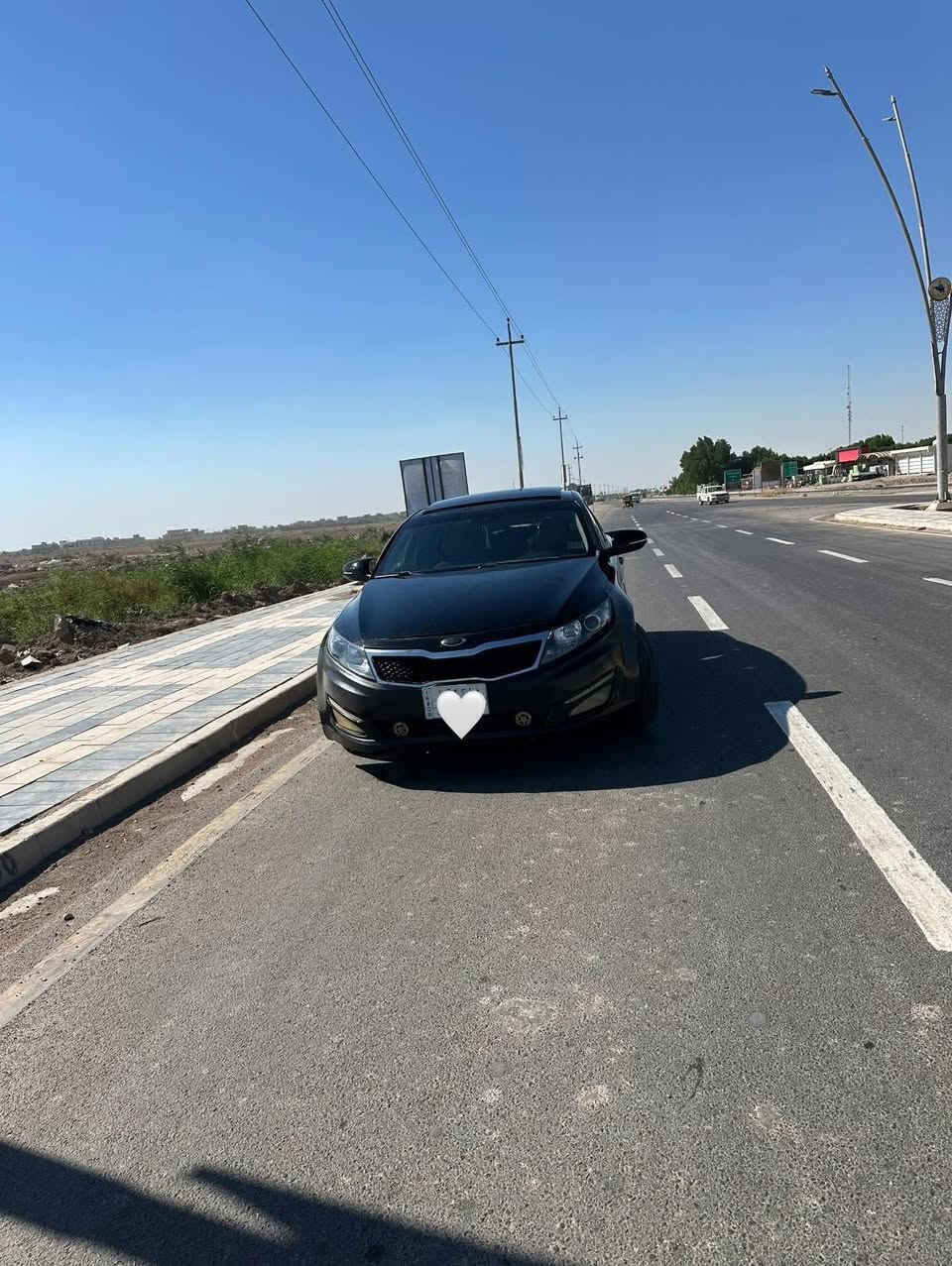 كيا اوبتما فول ١/١ فئة EX 
مكينة 2400كفاله
كير كفاله 
مواصفاتها رجال اعمال معروفه 
تحكمات كلها شغاله 
كشنات تدفئة تبريد 
دخول ذكي كشنات كهرباء 
تبريد قطعتين 
بنورما فتحتين 
مثبت سرعة 
نظام ايكو 
شاشه كبيرة 
كامره بلاد خلفي 
بعد بيها هواي مواصفات 
مكينه  معلايه كازكيت انسه شي اسمه دوانز 
دير بانزين عادي 
موديل 2013 وارد امريكي 
حادثها فقط خشم البنيد بامريكا ومصلح نفسه 
ابيع فقط قطعة وحده 
اخوان رجاءاً لحد يكسر سعرها لمايعجبة 
سعرها 122 ورقة وقابل للتفاوض رقمها واسط 
مكان سيارة واسط قضاء النعمانية
***********
