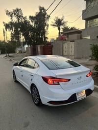 النترة 2020 خليجي مكفوله محرك 2000 الفين كير اي تي  AT باسم شركة تحويل...