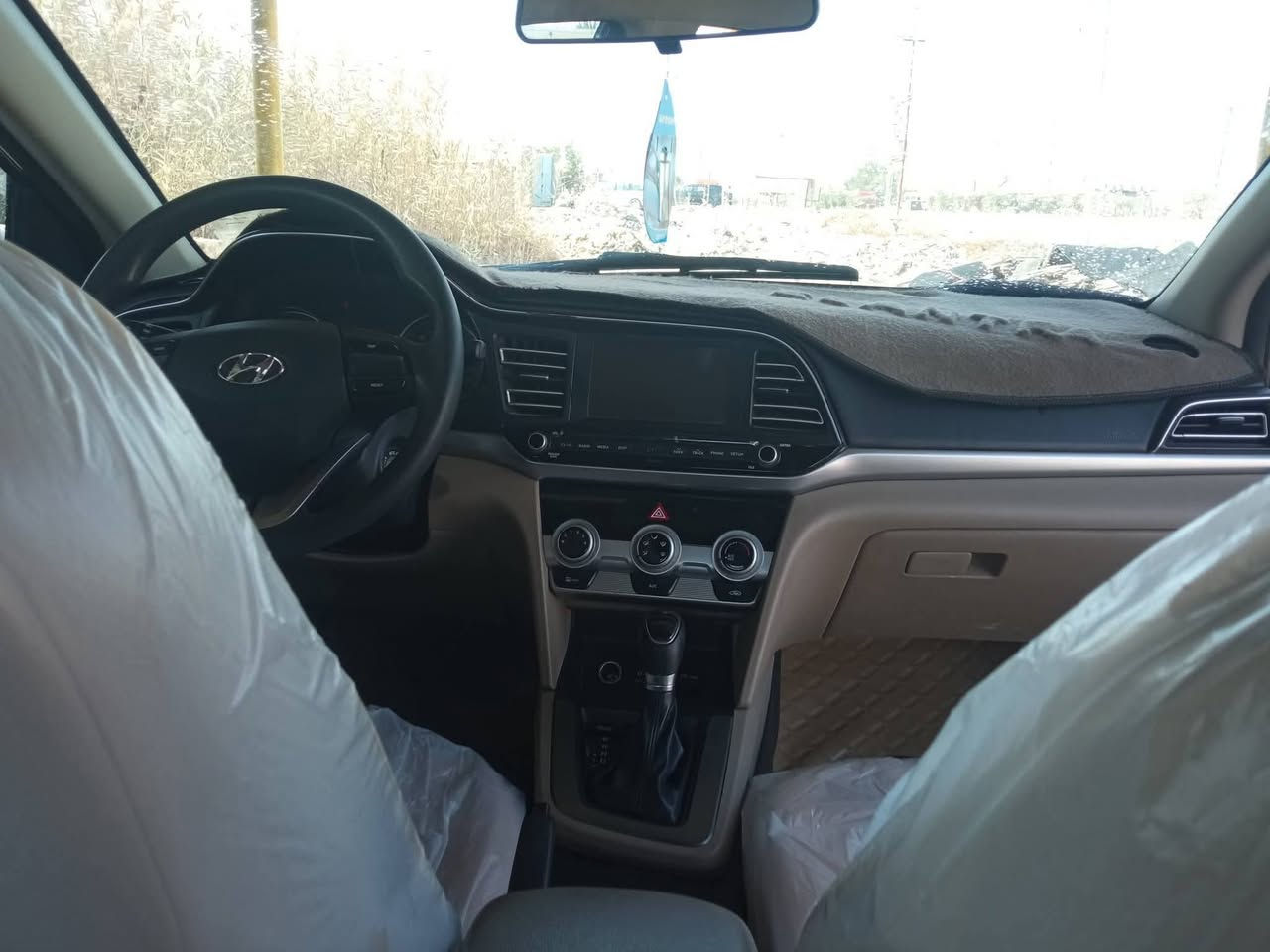 السلام عليكم النترا 20 خليجي  لوحات جدد سياره وسونار مرفق مع الصور سيارة جاهزة ماتخسر عليه ربع 
تبريد كلشي شغال ماناقصهة اي شي باقي تفاصيل اتصل وتدلل مكانها الرميثة 
***********
