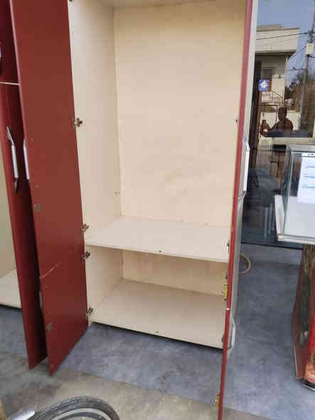 كنتور 3 قطعة نضيف سعر 300
للتواصل ***********
