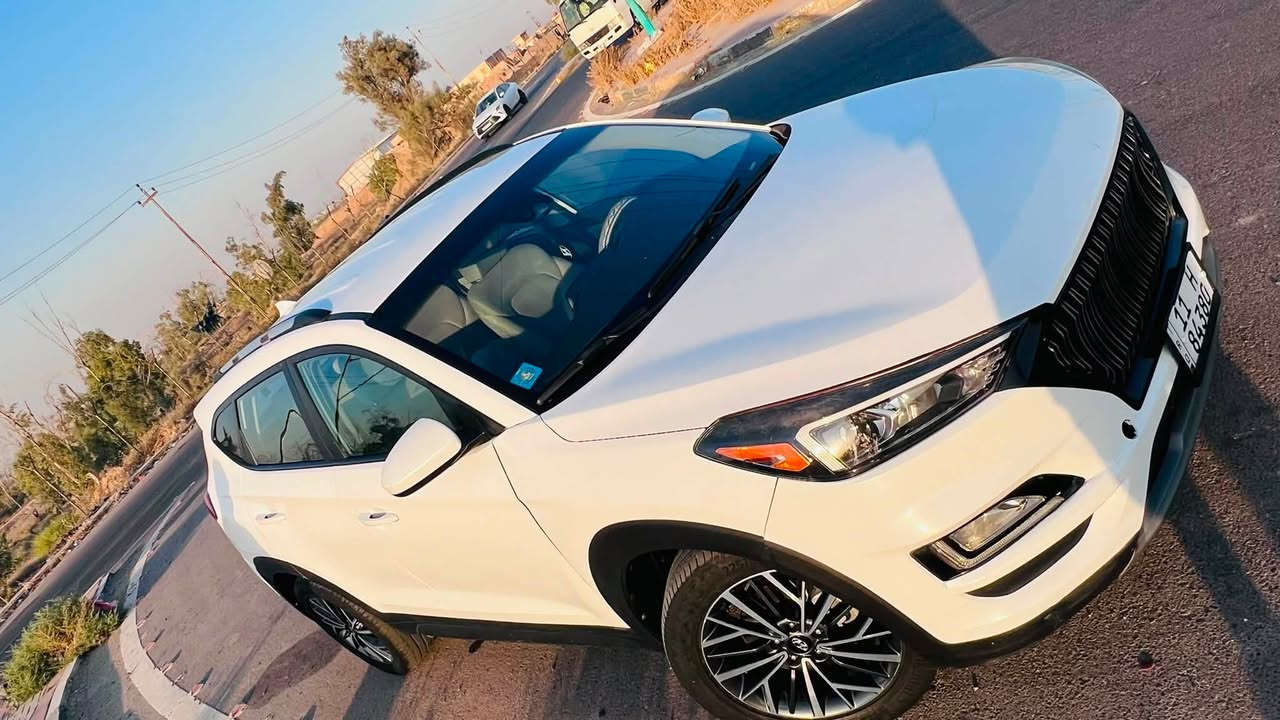 للبيع: هونداي توكسان 2019 🇺🇸 وارد أمريكي  
السعر: 175$

المواصفات:
🚘 قيادة ذاتية 
📺 شاشة + كامرة رجوع
🎯 رادار أمامي + تحكمات ستيرن
🅿️ نظام Auto Park + Auto Hold
🖐️ سايد بريك بصمة
💺 داخل بيجي نظيف

الحالة: 
صور الحادث موضحة بالكامل ✅ 

الاتصال: ***********
