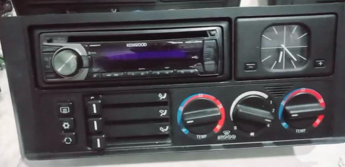 السلام عليكم
دبلات اماميه كاله حتى الدسكات
فلنجات خلفيه
دعاميه اماميه يراد ترتيب
لايتات وسمجه وعطرات
بك لايت اربع قطع
كشنات مكانيك 
بورد تبريد
ومكينة ٢٥تفصيخ شتريد تفرعات 
اتصل وتدلل***********
