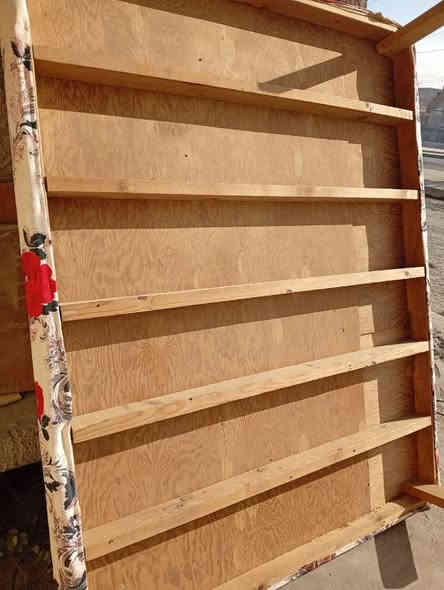 تخت نفرين نظيف جدا شغل ثقيل السعر ٧٥
الرفاعي قرب نفق الصحة
*********** موصل
