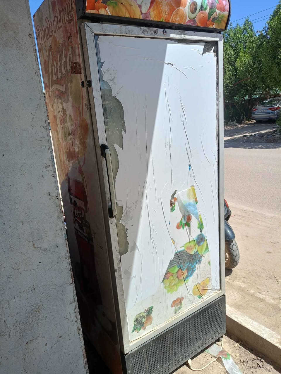 براد حجم جبير بوضع الشركه لا مصلح ولا ومشحونه تبريدها كلش قوي  الناصريه 
للتواصل *********** ناصرية, ذي قار
