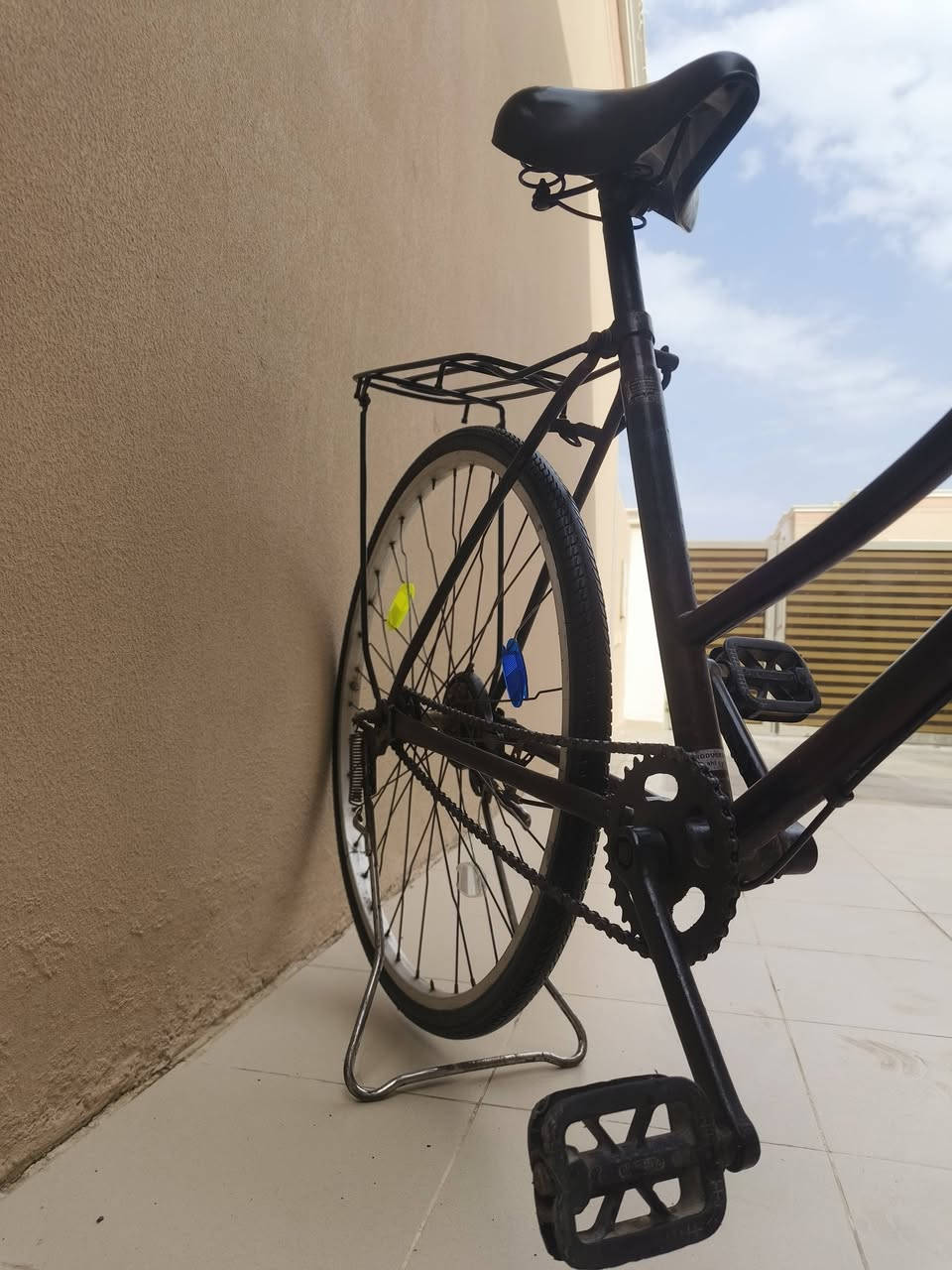 بايسكل سياحي بالة اصلي، حجم 26، الاطارات والتيوب جديد، ب75 الف فقط
***********
