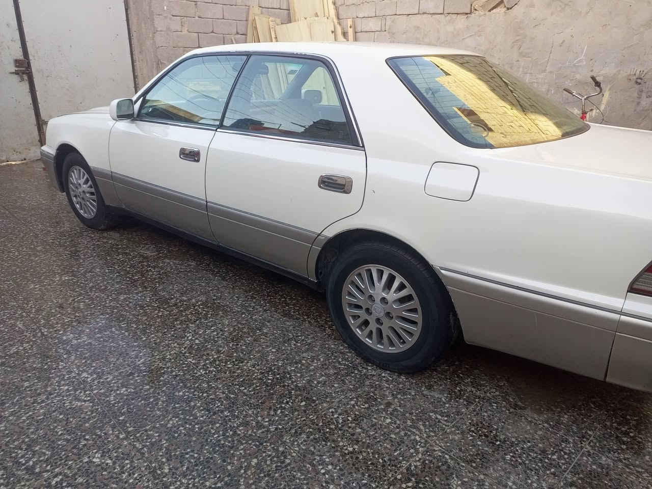 راس الثور ادوات كصه قماره فقط نضيفه ودواخل نضيفه المحرك بي صوت بكن خفيف من ادوسلهه قوي تراي وين مايعجبك السعر 30 بيع او مراوس العنوان بصره ***********
