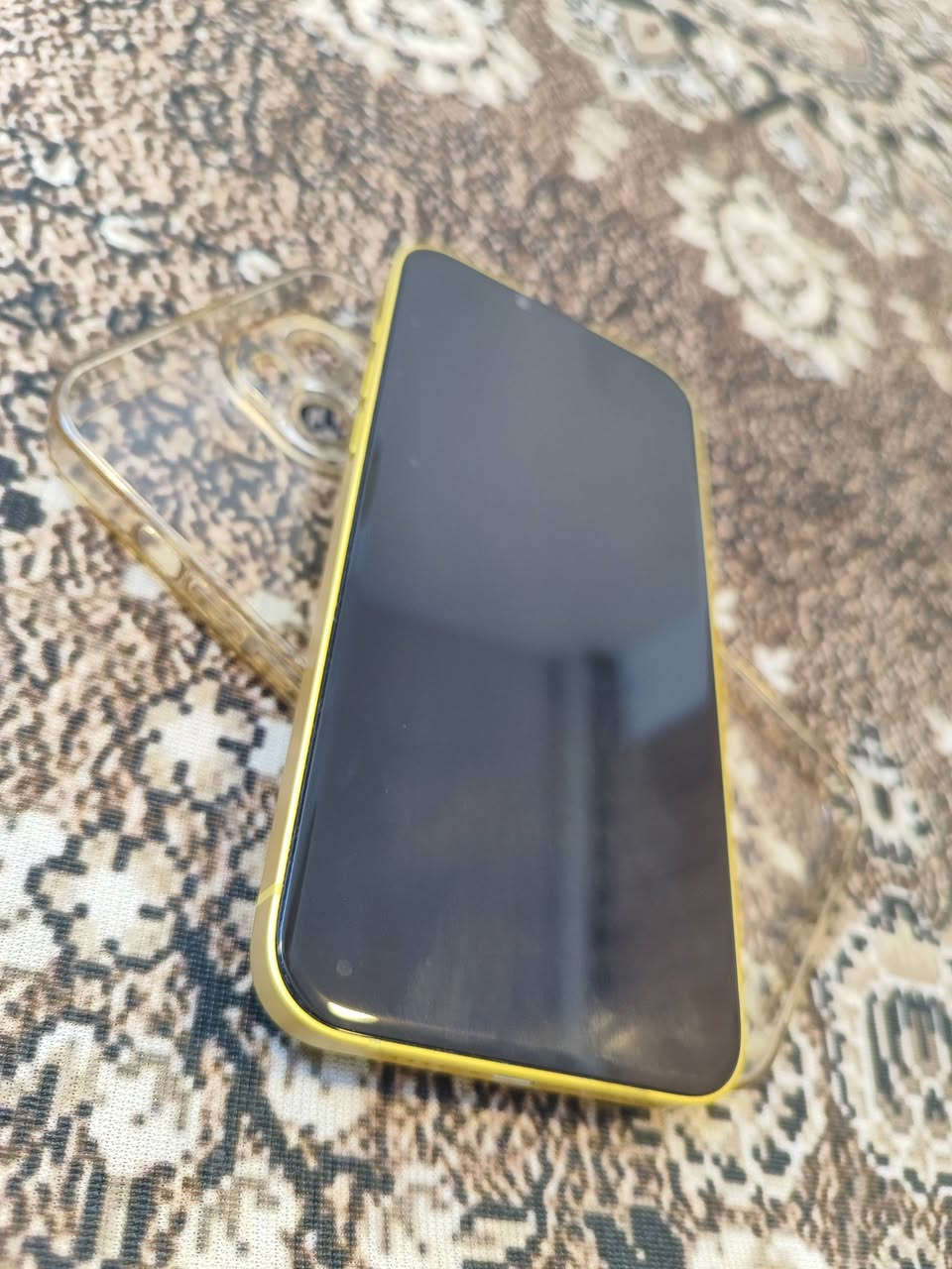 ايفون 14 بلس E-sim ذاكرة 128 بطارية 93 الجهاز مكفول كفالة من الفتحه وحته الشخط نظافة 100% ملحقاته شاحنة وكفر ولزكة السعر 470 الف مكان بغداد العامرية للاستفسار ***********
