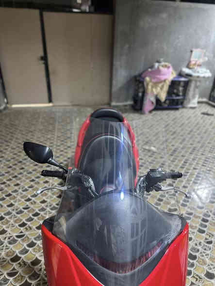 سلام عليكم فورزه 08  مكفوله كفاله عامه الكير ملغي تريد ترجعه حسب قناعتك اوراق كامله مدفوعه كمرك جاهزه للترقيم الدراجه بصمه سويج طوارئ استاند حساس كلوب جنطه لون طماطي مميز جامله طويل كلجات مكينه كفاله ناعمه شلعه معدل فول كهربائيات كله شغاله اشاير عالي ناصي بلاديه حماوه ربع متصعد نكره بل وقت تخم تاير جديد /السعر مليون و400 
وبيهه مجال العنوان / الناصريه قضاء الغراف /***********
