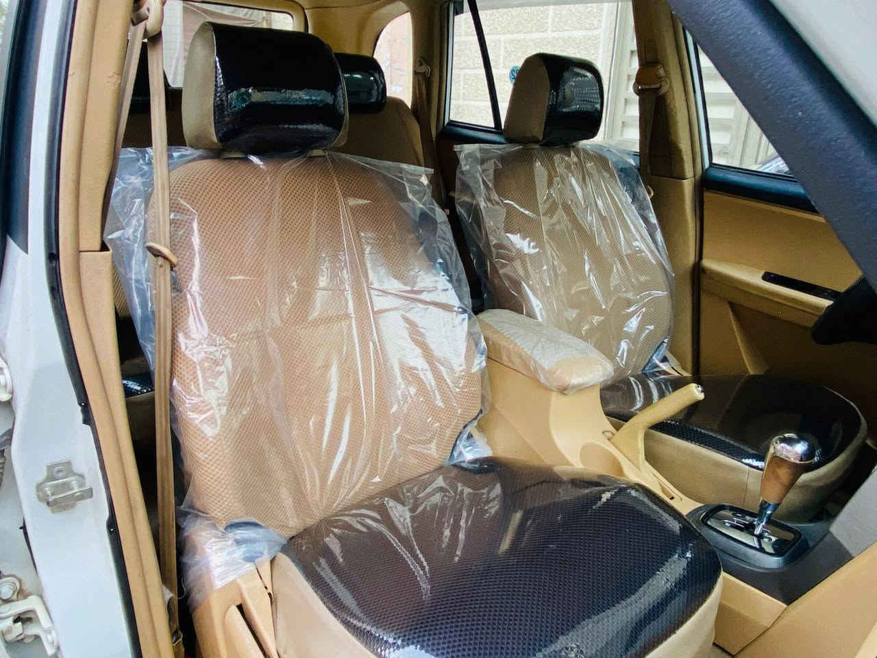 السلام عليكم عندي سياره شيري تيكو 2012 شبيه 13 رقم بغداد جديد كير كهربائي 5 نمر دواخل نضيفه سياره خير من الله كهربائيات شغاله السعر 68 وبيه مجال حك الجيه التواصل واتساب غير متواجد عل فيس ***********
