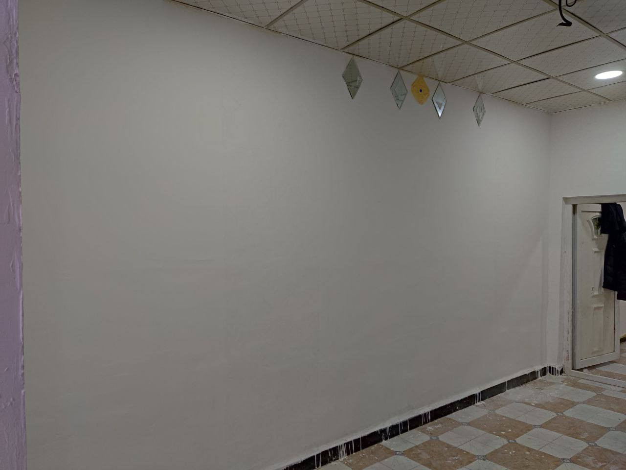 بيت 105 متر نهاية حي ميسان قطاع ال 24542 قريب الشريط وعلى شارع 60
صالة إستقبال مطبخ غرفة حمامات داخليه خارجية
 عكاده السعر 90 وبيه مجال للشراي 
***********
