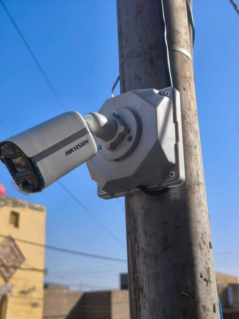 تم بحمد الله  تنصيب منضومه كاميرات مراقبه من شركه هيكفجن 
بدقه 5 ميكا حسب طلب الزبون 
مستعدون لبيع وتنصيب كاميرات المراقبه باسعار تنافسيه 
كذلك يوجد بيع على الاقصاط المريح 

كل هذا واكثر تجدونه في مكتب زوم العدسه البدير 
***********
***********
