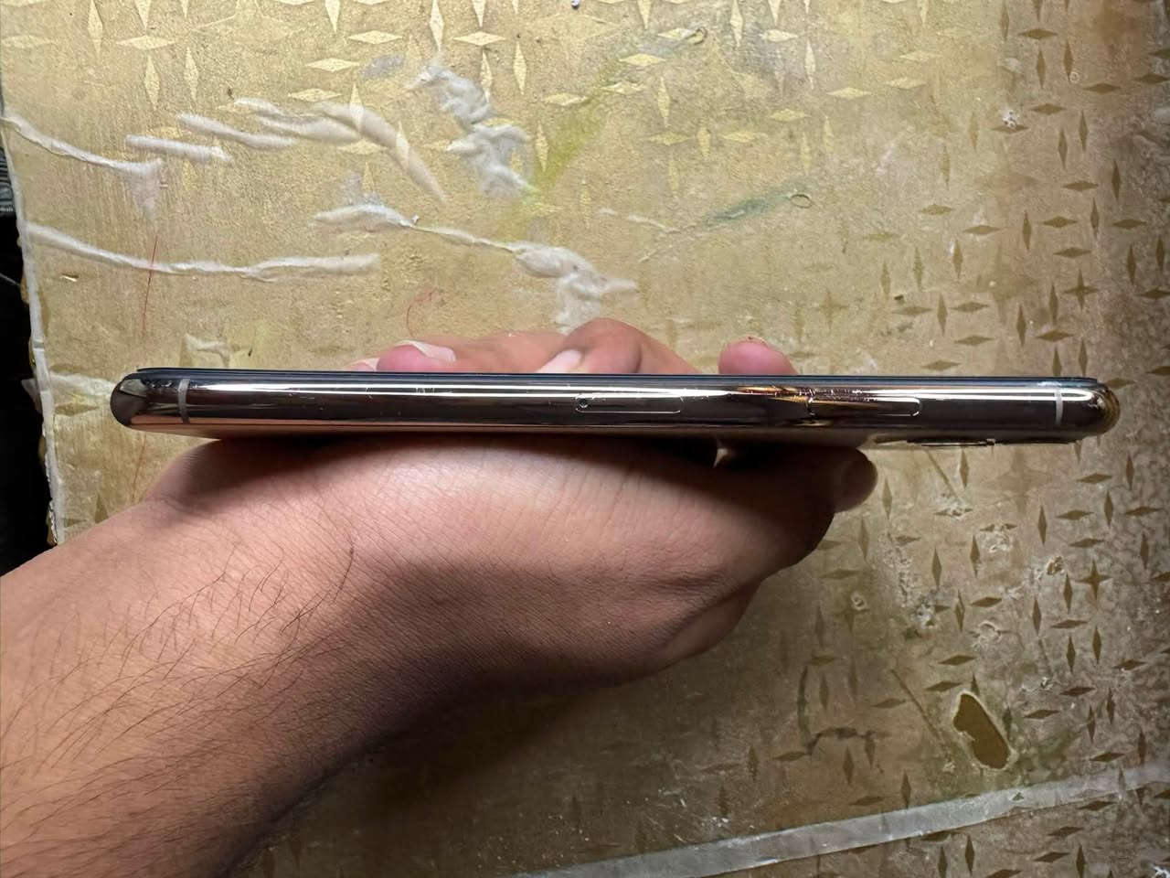 للبيع ١١ برو ماكس ذاكره ٢٥٦ مبدل شاشه وبطاريه أصليات أي عيب مآبي فيس إيدي شغال نضافه ١٠٠/١٠٠ سعره ٢٥٠


**إذا كنت صاحب هذا الإعلان وتريد حذفه لأي سبب، رجاءا أرسل رسالة إلى الدعم الفني**