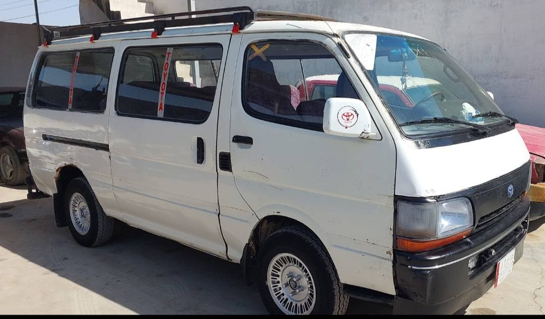 @أبرز المعجبين
تويوتا هايسا موديل ٩٤ رقم ديالى سنويه جديده تحويل اكو وكاله محرك ونجي دجه ناصي سياره كير محرك صدر كهربائيات كل شغال مابيها اي نقص 
العنوان:ديالى دلي عباس مدخل الحي الصناعي 
هاتف ☎️ :***********
