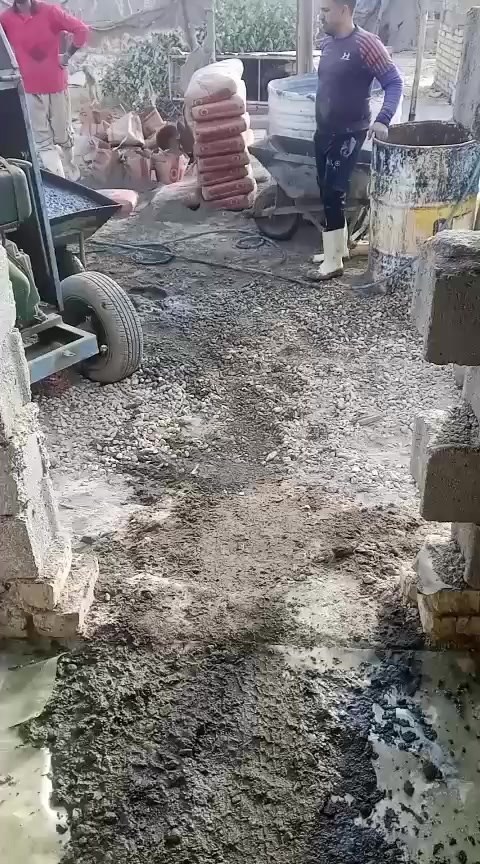 *********** #حدل وصب الارضيات صبة نظافه صب رباط صب دنك صب سطح تسليطه جميع انوع الصب والحدل بلقفاز والحادله
