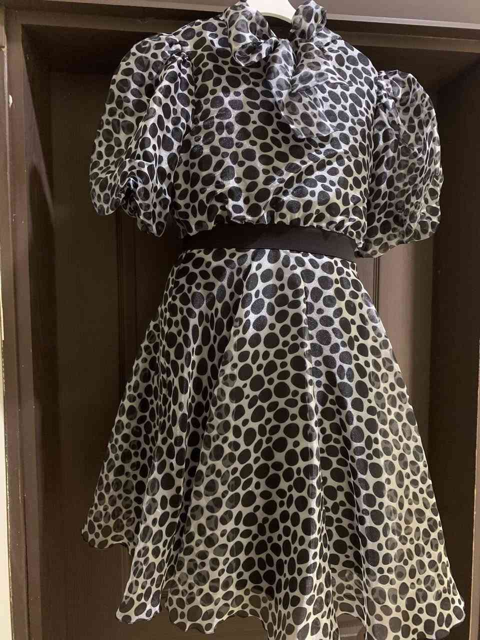 كل واحد وسعره اكثرهم جديد ماملبوس العبايات خليجية مو عراقي ( الفستان النمري قياس ٣٦ يعني للكبار مو للاطفال )


**إذا كنت صاحب هذا الإعلان وتريد حذفه لأي سبب، رجاءا أرسل رسالة إلى الدعم الفني**