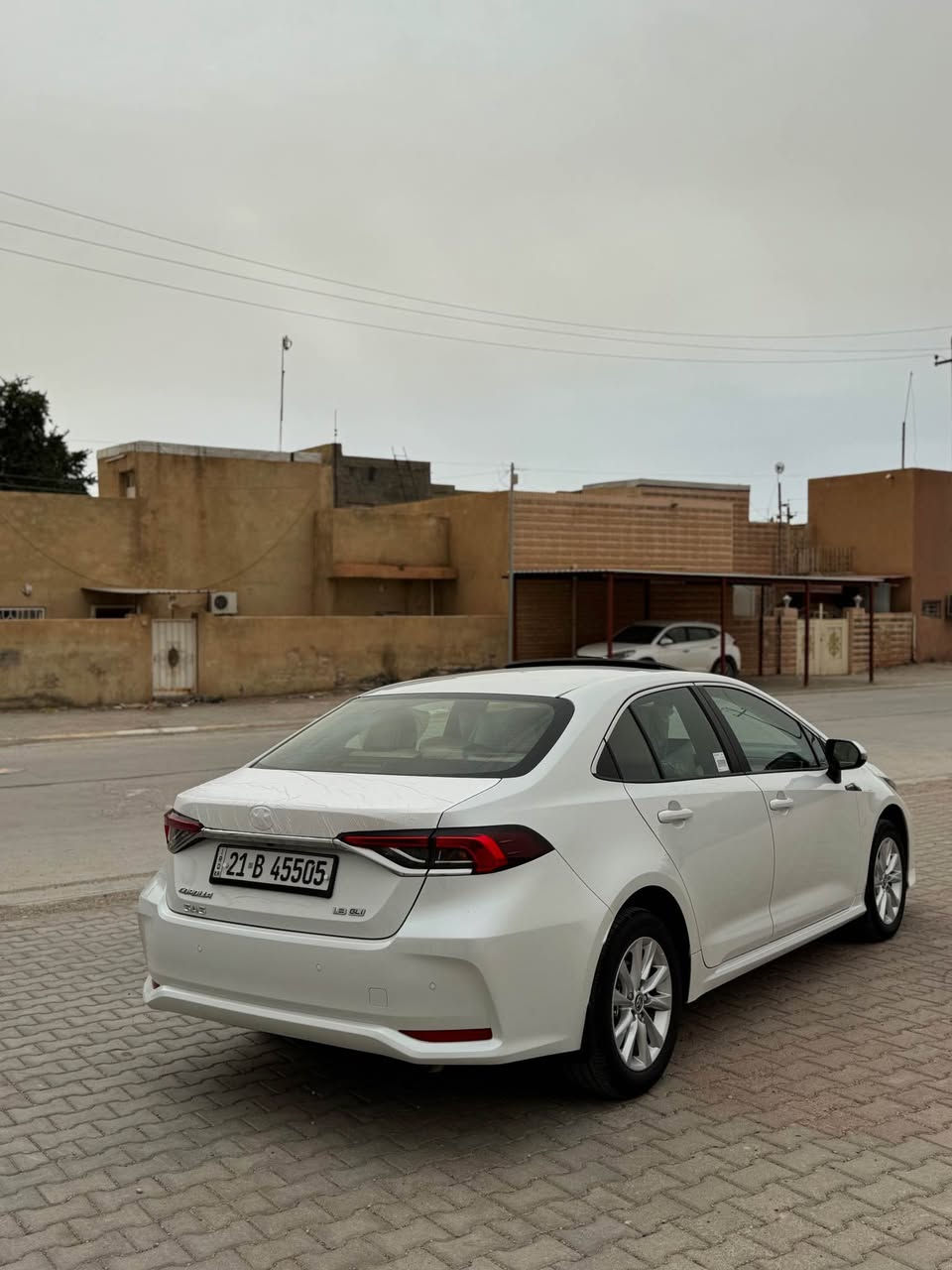 تحيه طيبه………
للبيع تويوتا كورلا موديل 2024 
خليجي شركة ساز 
ماشيه 41 الف كيلو متر 
فول مواصفات(بصمه-شاحن لاسلكي-سلايت-قطعتين تبريد-شاشه -كامره-حساسات-عداد ديجيتال-مري شفط…..الخ)
مدوشمه ارضيه وكشنات جلد بالنواب 
السياره مكفوله من كلشي بيها فقط شخوط بسيطه مال خباثه
مكان السياره ديالى خانقين  
للاستفسار *********** خناقين, ديالى
