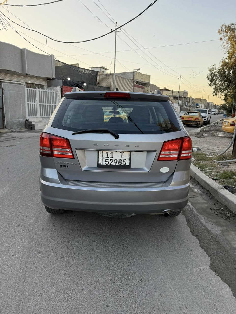 السلام عليكم جورني 2018 وارد أمريكي حادثه جاملق خلفي صور الحادث بالمنشور مكينه أربعه سلندر سبعه راكب تبريد قطعه وحده السياره جاهز السعر 118$ وبيه مجال الاستفسار اتصل *********** مكانه بغداد
