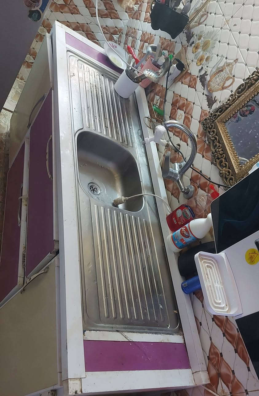 سلام عليكم كنتور حجم كبير لبيع ***********
