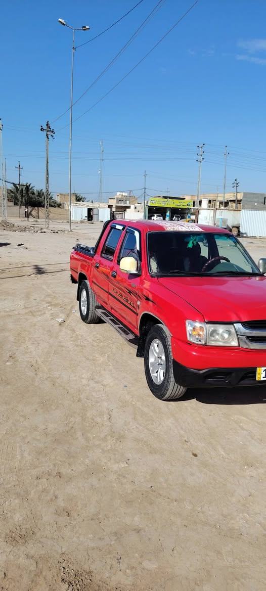 سلام عليكم دير للبيع موديل ٢٠١١ رقم قادسيه سنوية لغايه ٣١ بيه صبغ حزام بدون ضربه لجماليه فقط مكينه وكير وحداديه جديده تخم تايرات جدد الكهربائيات شغاله تبريد تدفئه شغال مكانه ديوانيه رقم ***********سعره ٥٠
