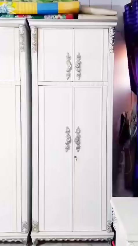 غرفه تسكام جديد صاج لون ابيض طابقين ست ابواب مع ملحقاتها للاستفسار اتصال على الرقم ***********
