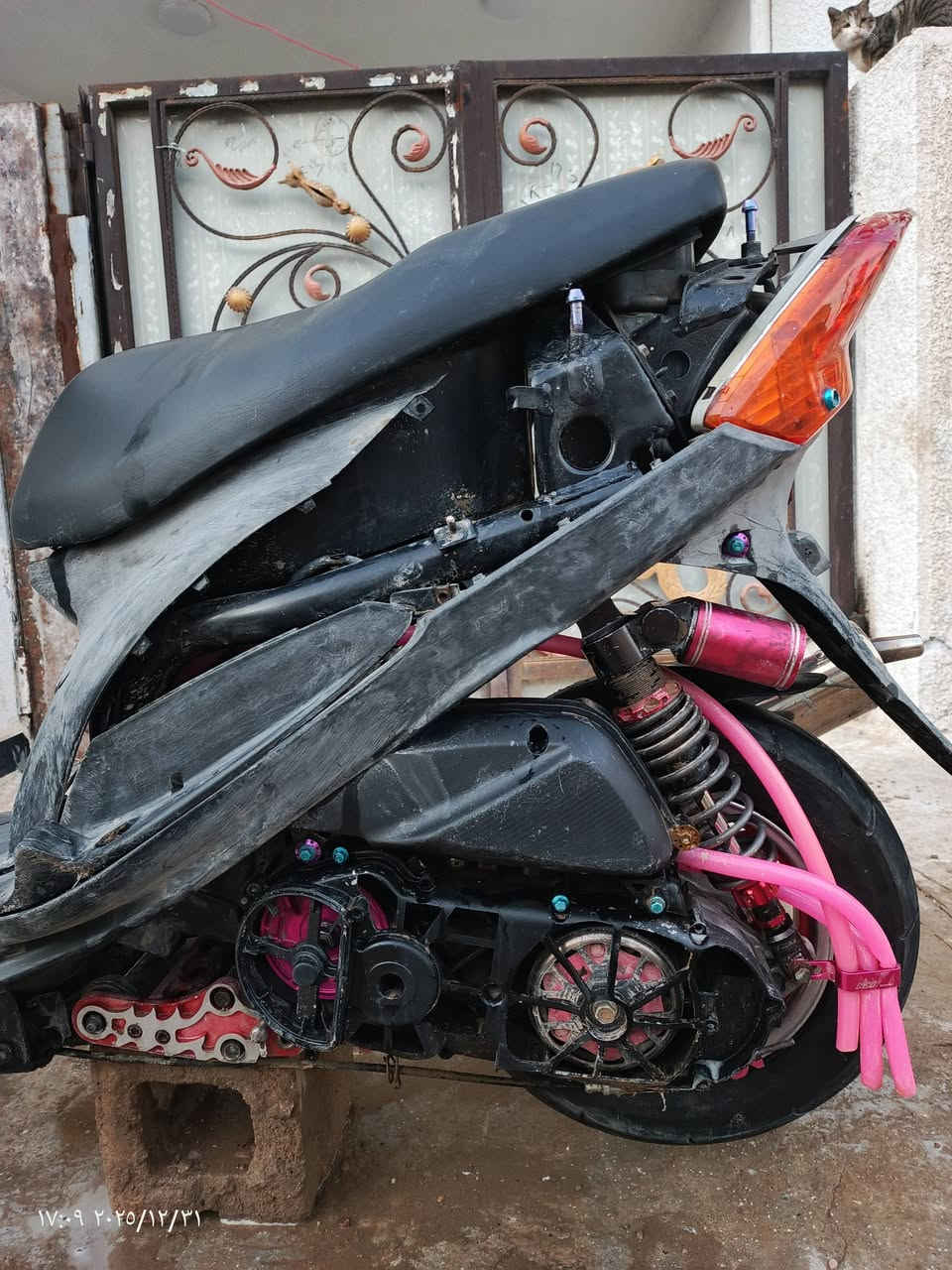 سلام عليكم دراجة ماكس عدلة 4 ولفات مكينة 59 ونص رولة 300 كلجات WF2018 اصلي كور رياضي  ويل نجمة مزدود اصلي صدر كرزي دبل خلفي كرزي صالنصة ام نحلة اصلية فج كرزي يدات ككرزية NCY فراك بريك NCY دراجة شلعة ومعدل تشك لكاع كلش قوية دراجة نكرة سلف بأي وقت دراجة مزوعة تزويد كلة اصلي بس 3قطع تجاريات  بيهة بعد تزويد أكثر ومبين بل صور كفر دراجة موجود سواد كلة ملح ومبين بل صور  اعتذر عن لإطالة لمكان لحسينية مال راشدية رقم *********** ممتواجد عل. خاص 👍
