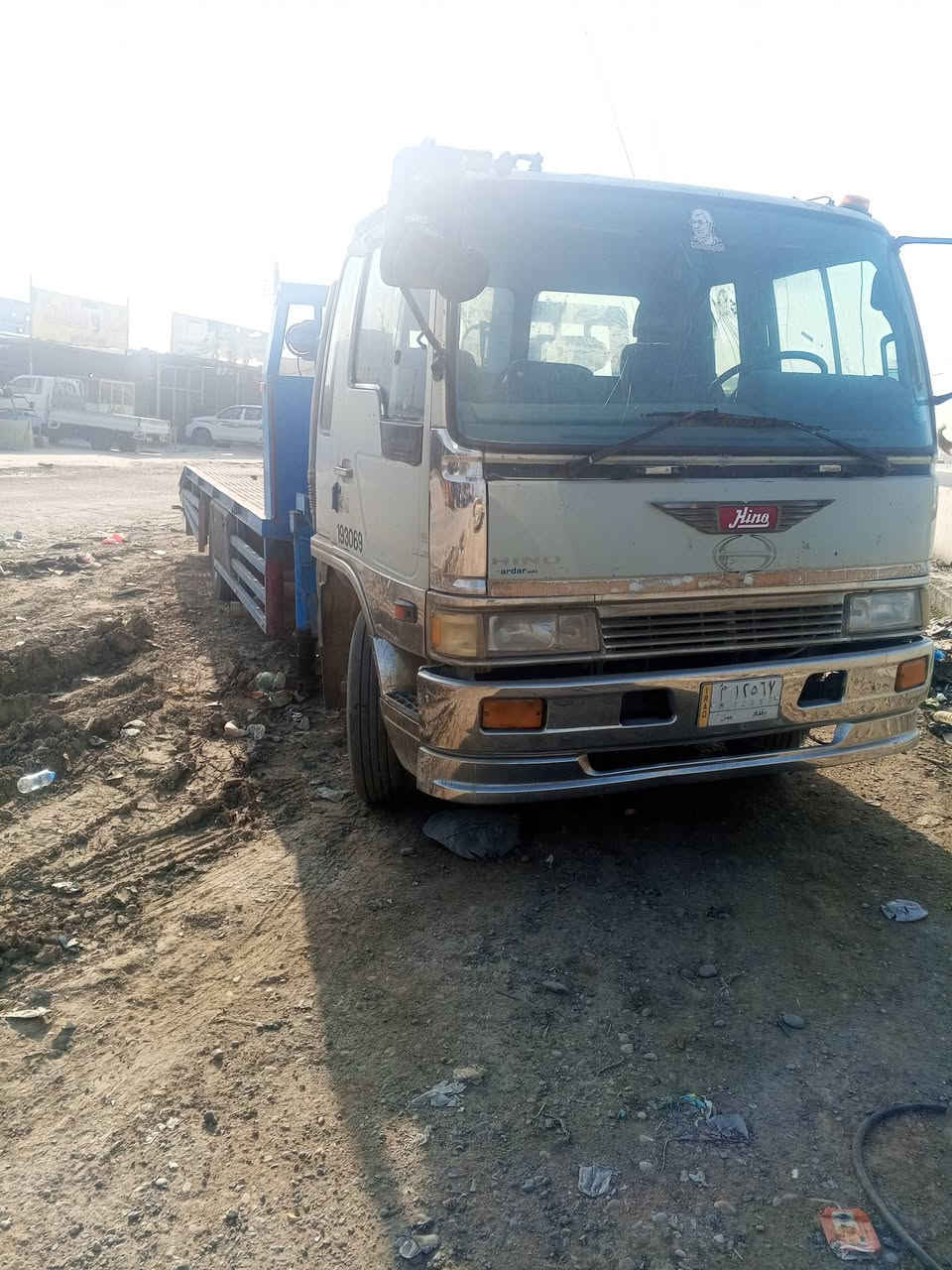 هينو طيره 91بدي جديد محرك 70عادي سياره جاهزه شرط تحويل طخم تغير ما بيه نقص حاهزه مكان تاجي سعره 175 رقم بغداد ***********
