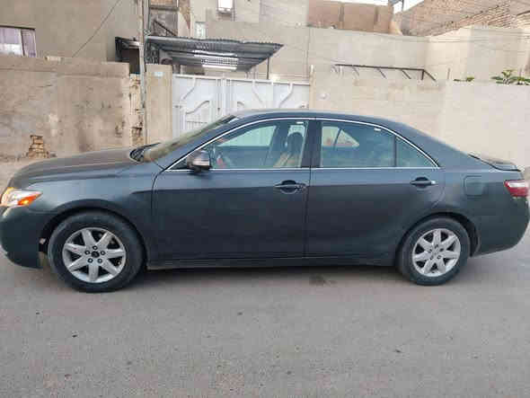 للبيع كامري 2007 وارد أمريكا
سيارة تويوتا كامري 2007 وارد أمريكي،
حادثها فقط جاملخ خلفي أيسر مصبوغه حزام ماعده الجنطه والقمارة والبنيد بدون صبغ
السيارة جاهزة من كلشي وما بيها أي نقوصات، نظيفة جداً من الداخل والخارج.

⚙️ المواصفات:

محرك 4 سلند

حدادية جاهزة ونظيفه 

شاشة نظام ابل كار اصليه

تايرات بحالة ممتازة

بطارية جديدة

السعر85وبيها مجال للشراي
مكاني بغداد حي العامل 

📌 السيارة خالية من النواقص 
الشراي يتصل ويدلل***********
