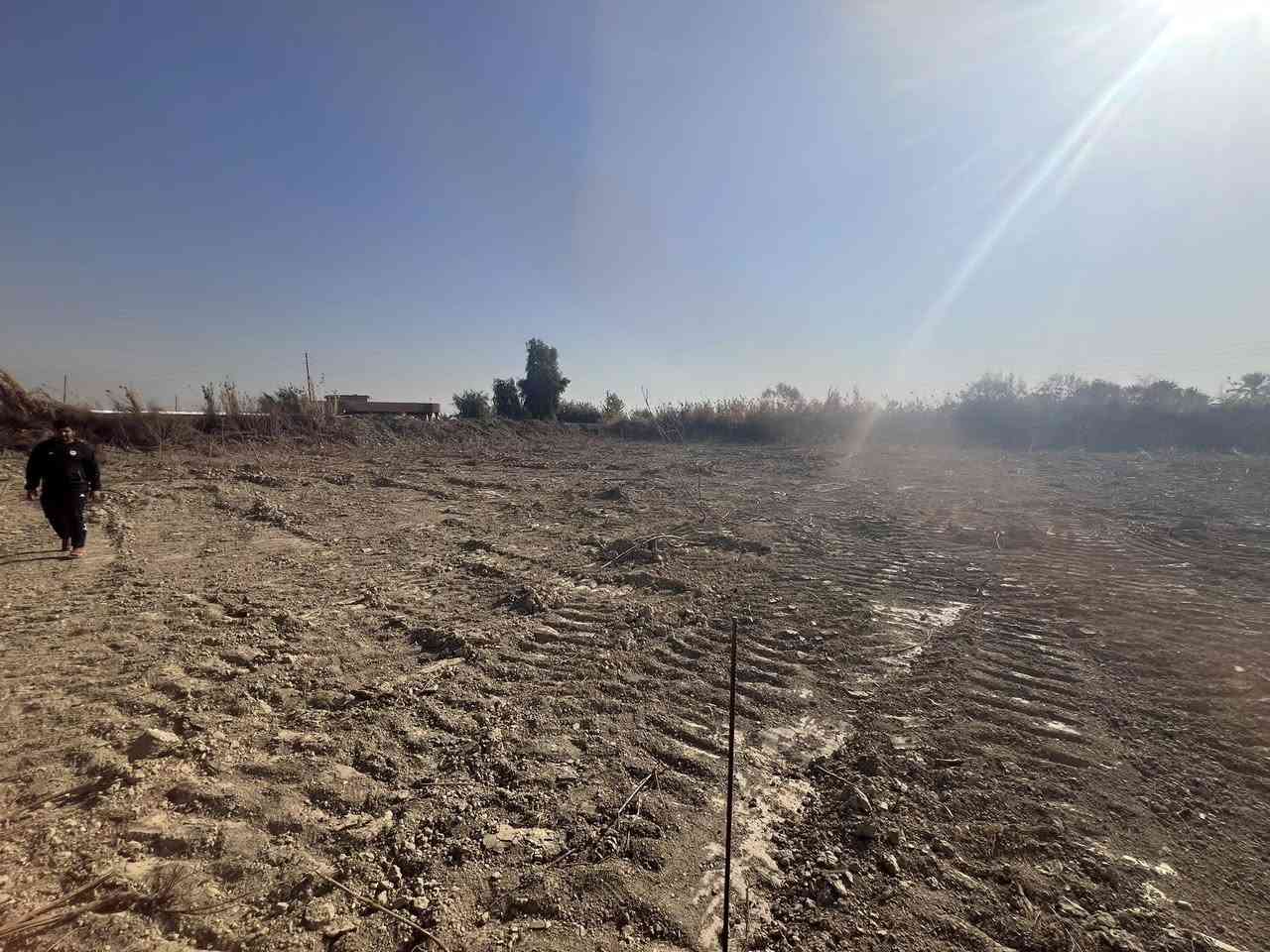 المدائن منطقة الخناسه
اللبيع دونم في قرية فنوص العزيز 

لاستفسار ع رقم ***********
