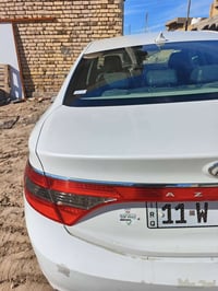 ازيرا • ٢٠١٣ • محرك ٣٣٠٠