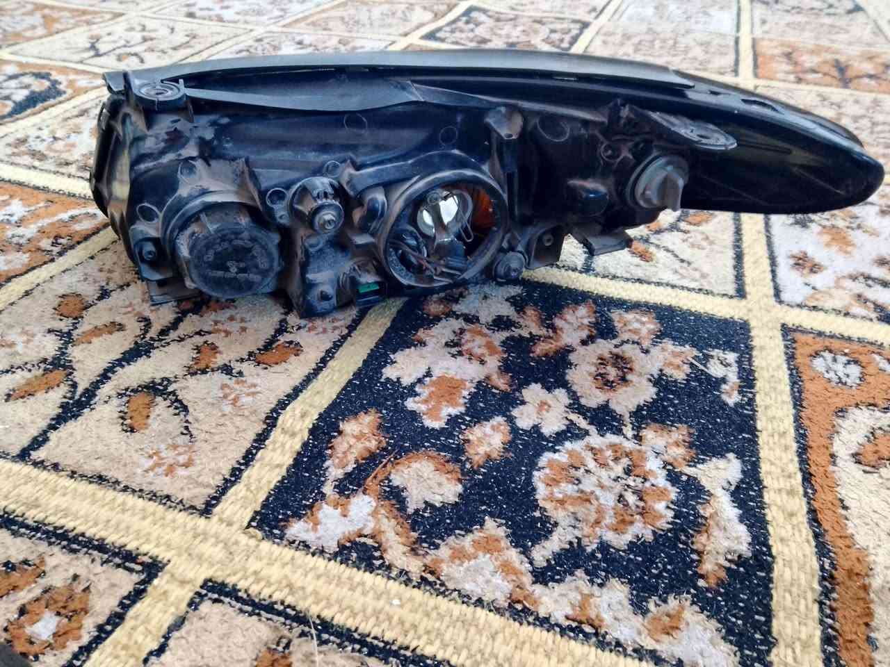 السلام عليكم 
لايت النتره امريكي جها اليمنه اصليه بلادي من مديل 7لحد 10 مكان بغداد جسر ديالى 
***********
