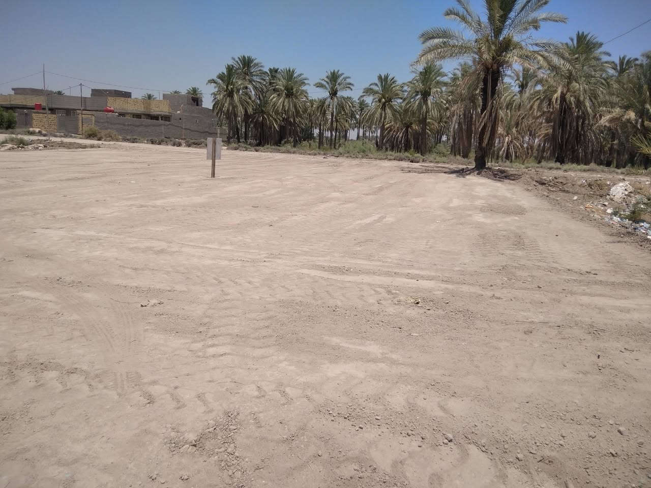 قطع ارض للبيع
مساحه 500
مقابيل معمل الانفال 
بين الدبله والبشناوه
***********
***********
