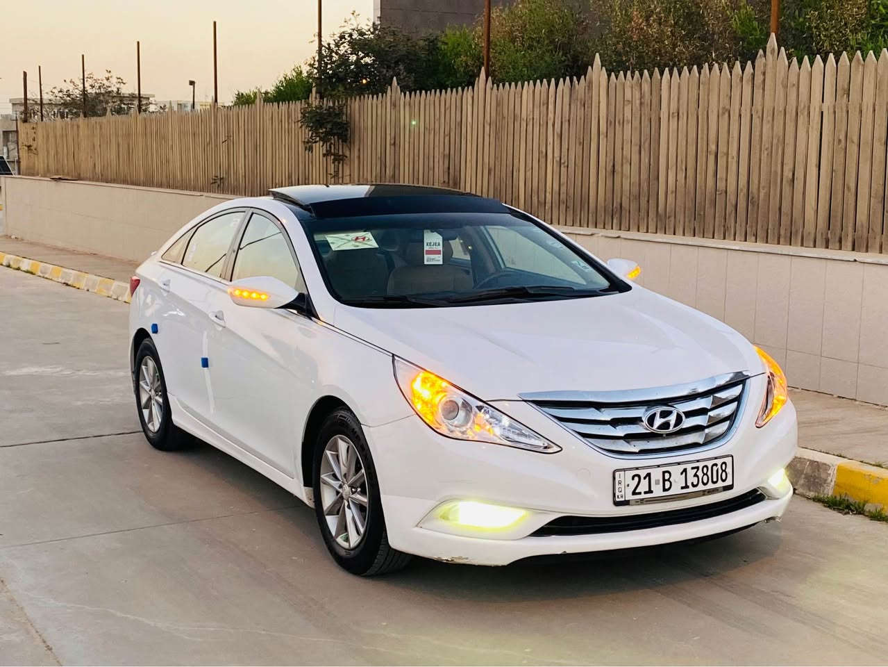 سوناتا خليجي 2011 رقم سليمانية  21
حجم المحرك 2400 دوش المرغوب 
كير ومحرك بدون صوت وصرف وبخار 
سنوية ورقم وهزة وبراد جديد
طخم تايرات جديدة  / ويل كروم عدد ( 5 ) 
دشبول بدون فطر شرط
غرفة السيارة وكشنات جديدة 100%
مواصفات
سقف بانوراما / تحكم استيرن طرفين
حساسات دعامية خلفية / مراية شفط 
كشن جك / بلاجيكتور زينون
منظومة لايتات زينون اصفر شمسي اصلي 
كهربائيات تدفئة تبريد شرط
سيارةاحلى من الصور 💕
 بيها صبغ  شبرين اسفل باب السكن فقط
آسيا واتساب ***********
كورك             ***********
مكاني كركوك إسكان قرب مستشفى أزادي 
سعره 119 $ بيها مجال للطيبين 🌹
شرط التحويل والغرامات
شراي خابر وتدلل 🌷
•••
® كركوك, العراق
