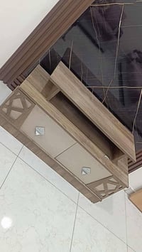 ميز بلازمه • خشب قوي • مجمع ريحانه