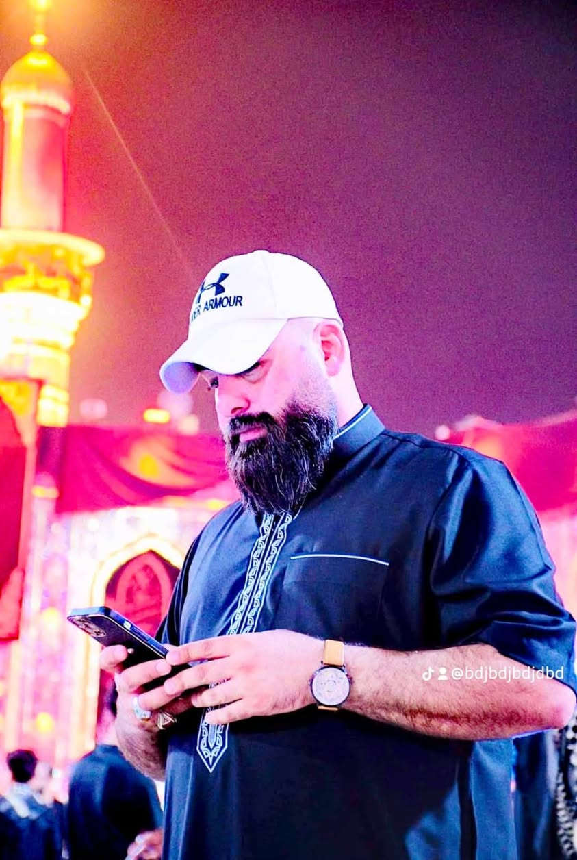 السلام عليكم 💐
رحلتنا يوم #الأربعاء إلى زيارة الأمام #الحمزة الغربي والعلوية #شريفة بنت الحسن (ع) 🕌
سعر النفر (6) ألف فقط 🚍
الذهاب الساعة ⏰ 1:00 ظهراََ
العودة الساعة  ⏰ 9:00 ليلاََ
يكون تجمع حملاتنا في الأماكن التالية
1منزل علاء الباشا شارع الزيتون فرع دائرة صيانة الكهرباء
2 حي الأسرى مقابل أسواق محمد سياب و فلكة الزعيم
وجامع وائل
3 التقاطع وحي العسكري قرب مركز الشرطة
#للحجز يرجى الأتصال 📞
*********** ☎️
*********** ☎️
