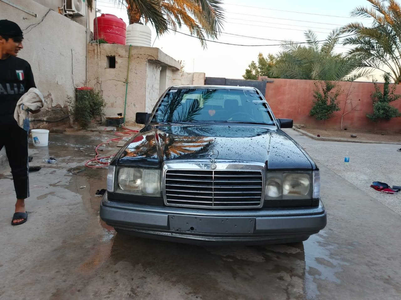 مارسدس دب مديل 92 سياره بلاد مصبوغه جماليه اثر جراد
محرك كير في في تي ابو البطل 
قواعد دبل بلاد سياره توها طالعه من الفرن تعمير درجه اولى
 سلايت طكتين
صدر امامي خلفي
كهربائيات شغاله
تبريد ❄ ثلج
رقم بغداد الماني سنويه ل 28
السعر 75
رقم الهاتف ***********
