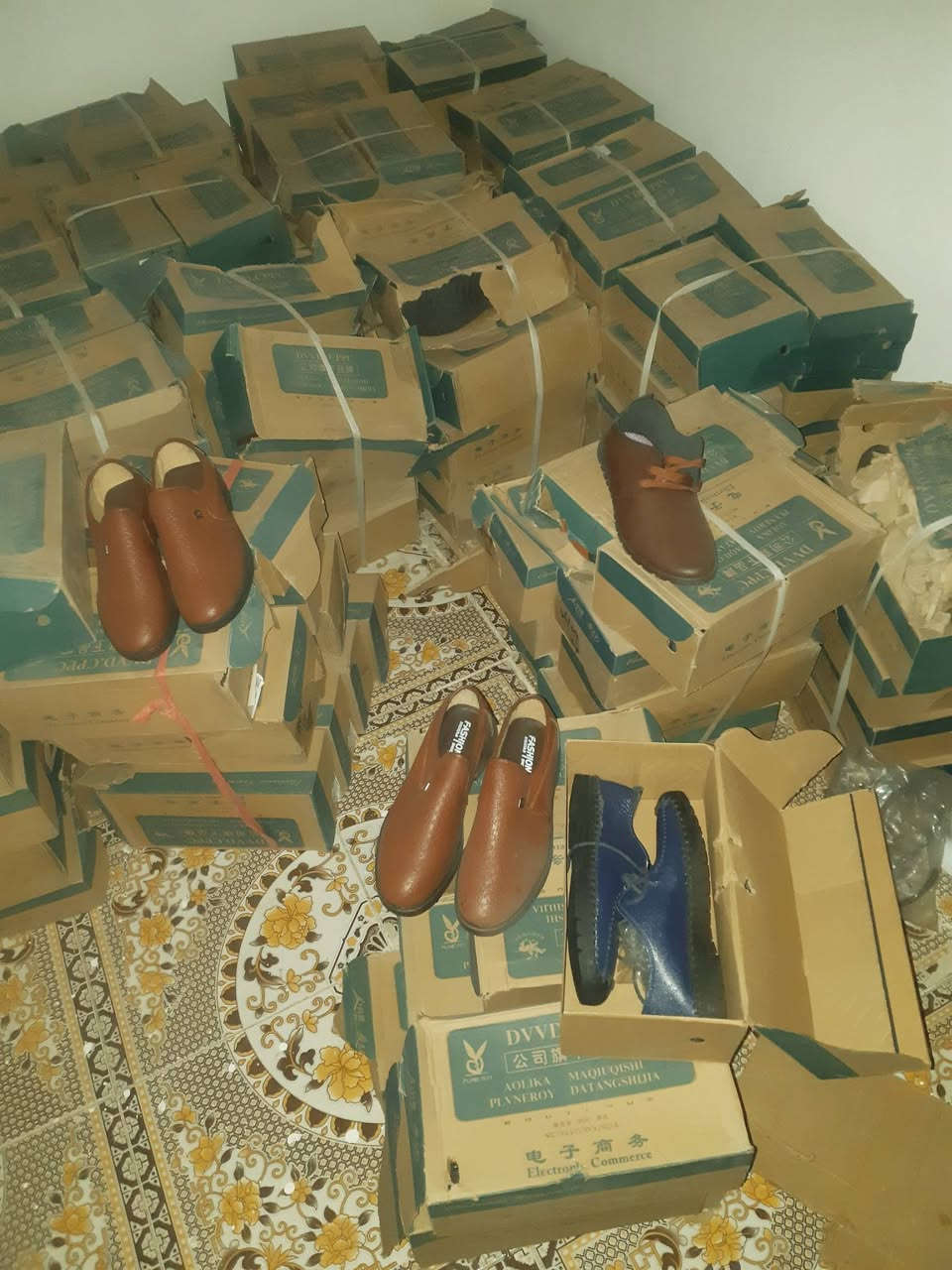 اغراض للبيع  اسعار مناسبه  مكلف بالنشر  اتصل على الرقم
***********
