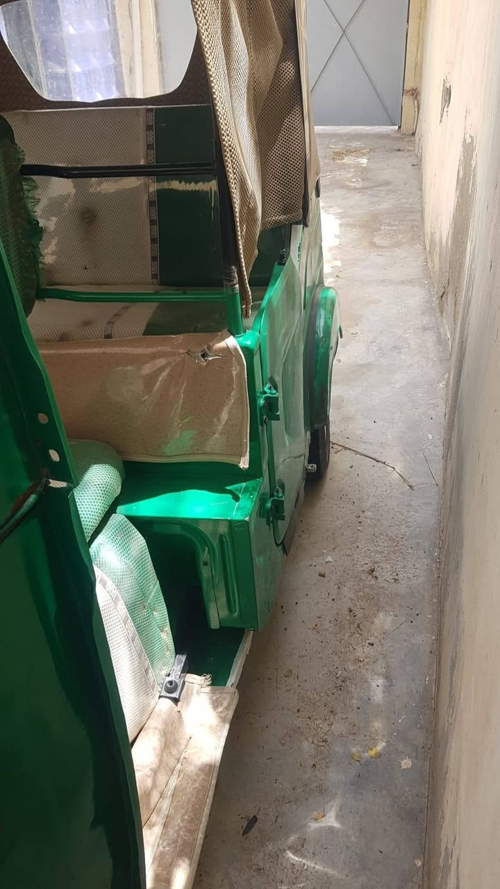 للبيع موديل واحد وعشرين *********** نتصل
