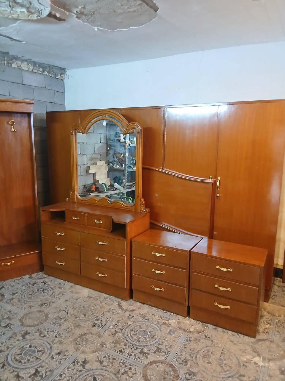 غرفه صاج خارج داخل حطاطه ظهر سته ملم جاهزه من كلشي للتواصل ***********مكاني بغداد
