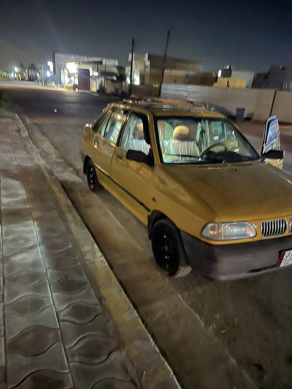 سلام عليكم سايبه موديل 2013
مكينه جديده قبل شهر شاده السياره مصبوقه حزام
مصفره من كلشي تستلم صافي السياره بسمي السنويه 2030
تايرات جدد جدد وياله جدد جامه جديده البارحه شديته 
تدفئه تبريد فول السعر 35 وبيها مجال قليل 
***********
0784 5286113 بيهن واتساب
