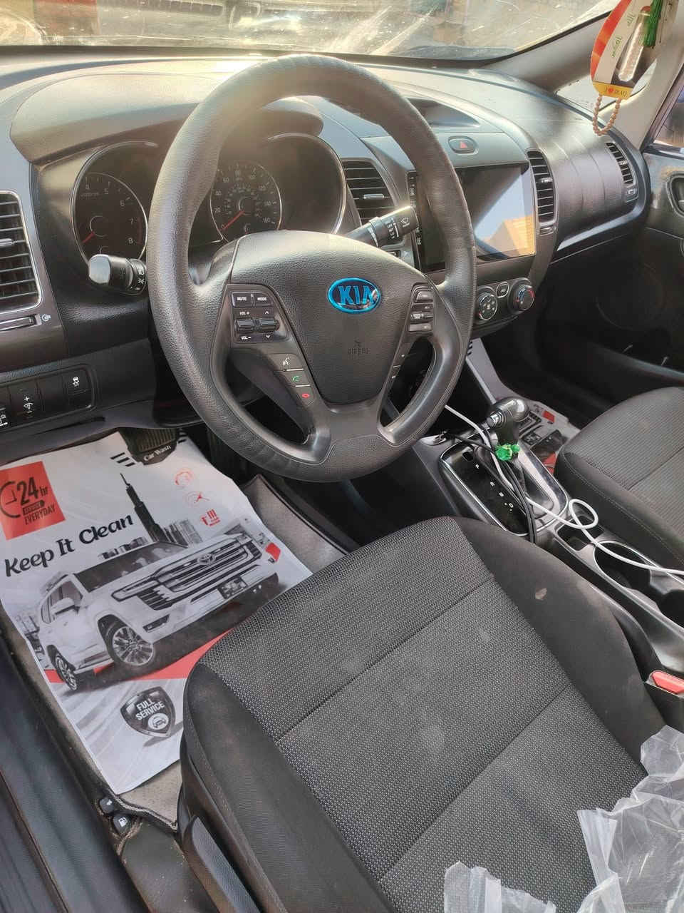 سلام عليكم كيه فورتي موديل 2018 سياره جديده مكينه ٢٠٠٠ دوش كير صدر تبريد ثلج خير من مكاني بغداد سياره بسمي رقم بغداد جديد حادثه لقد سياره كدامك اسونر وسعره مناسب هاتف ***********
