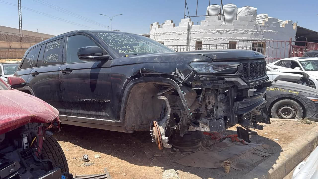 السلام عليكم
جيب لمتد 

فول مواصفات 

سياره موجوده بل الحره

للبيع على حادثها

سياره شغاله ماشيه 

خير من الله 

مواصفات لمتد معرفه 

السعر 182 

رقم هاتف ***********
