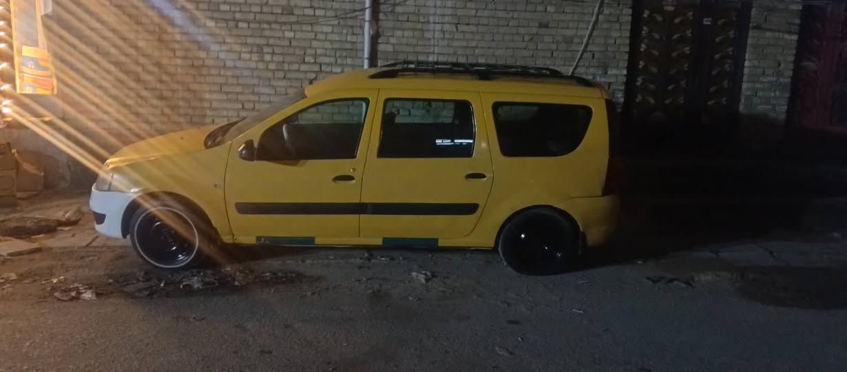 سلام عليكم رينو لوكان موديل 10 بلاديه رقم بغداد مشروع وطني سنويته ل26 مصفر هيئه وغرامات مداور ثاني يوم كهربائيات كله شغاله سنتر لوك شغال سعر 47 وبيه مجال مكاني نجف ***********
