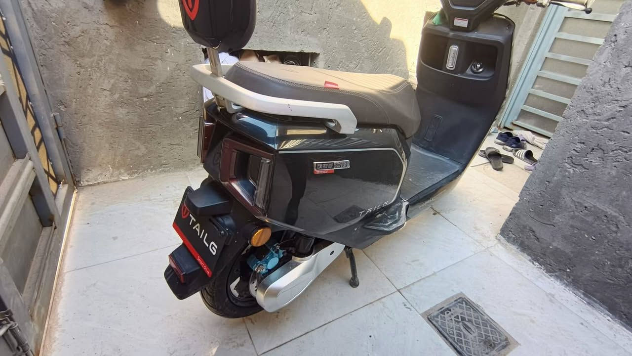 دراجه شحن شركه تيسله جديده صارلي شهر اخذته
سرعه 60 شحنه الفول يمشيك 80كيلو متر وياه ثنين بصمه سعر 850قفل مكان طريق كربلاء نجف عمود 130
رقم ***********
