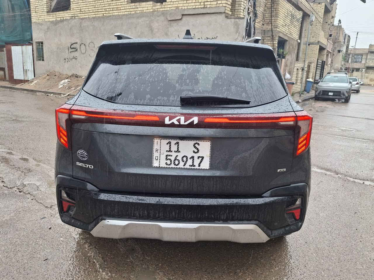 السلام عليكم سلتوز موديل ٢٤ جاملغ ايسر بارد فقط بدون دواخل  فول مواصفات  بصمة وشاشة وفتحة وجنطة كهرباء كشنات جلد حار بار فور ويل كشنات خلفية تدتفة اشاير بل مري تاتو شو ويلكاب  ماشية ١٨ الف مرقم بغداد بسمي سعر ١٧٧ وبيها مجال عنوان بغداد حي جهاد رقم *********** اسد المحمداوي
