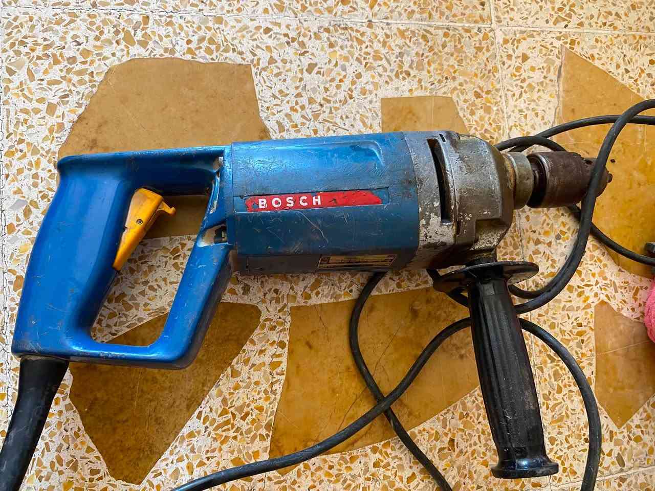 دريل Bosch الماني اصلي اصلي استخدام منزلي لايوجد توصيل موقعي اربيل سعر على خاص


**إذا كنت صاحب هذا الإعلان وتريد حذفه لأي سبب، رجاءا أرسل رسالة إلى الدعم الفني**