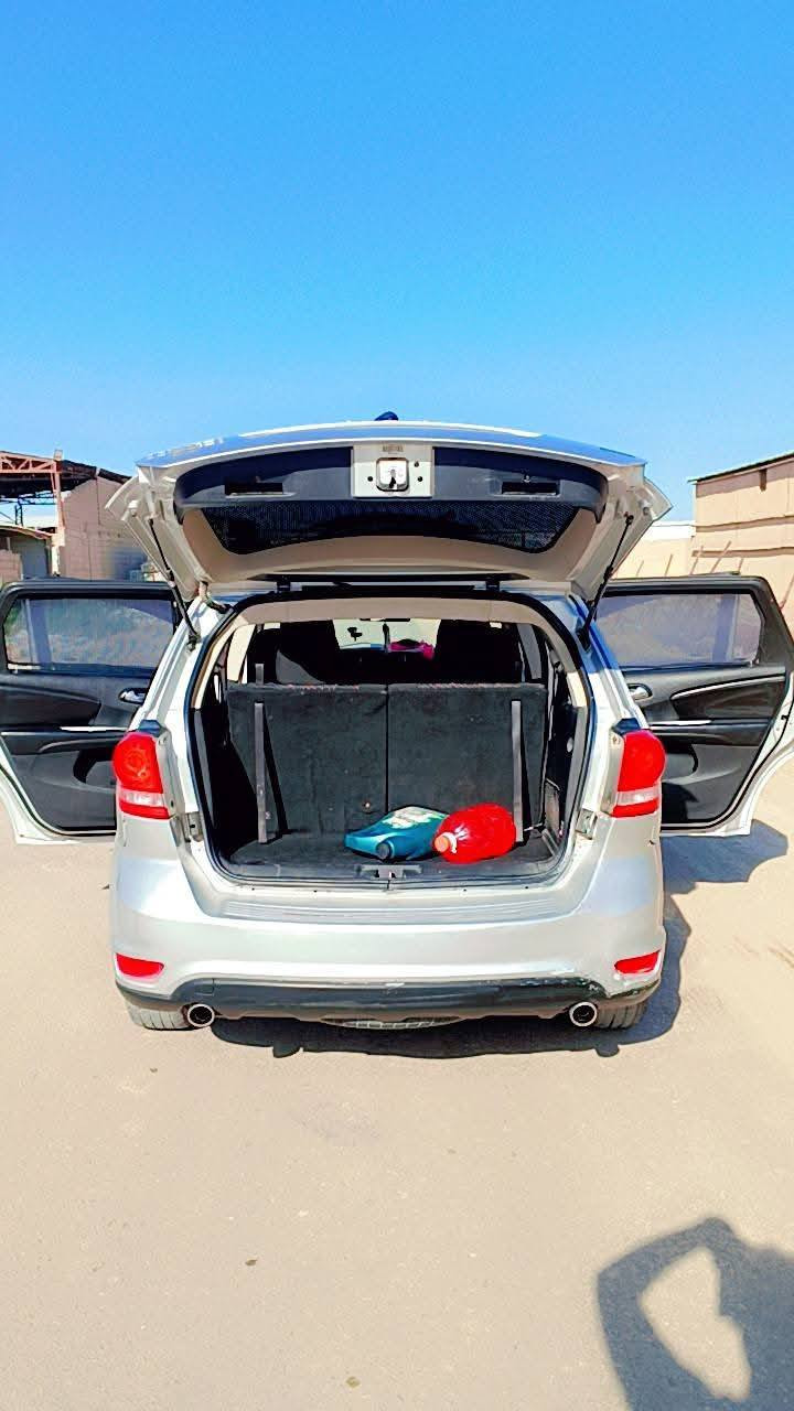 دوج جورني موديل 2011 رقم كركوك مشروع وطني تحويل
7راكب
3قطع تبريد 
محرك 3600
بصمه تشغيل بصمه ابواب 
محرك جديد صارله شهرين من شديته 
ضفيره جديده وي المحرك 
حداديه امامي شديتها قبل شهر 
تخم تاير جديد 
الضرر ( الباب الخلفي مع الجاملغ ) زائد الباب مال السائق مبدل بدون ضربه بسبب جراد 
السياره جديده وحلوه والله 
السعر 105 مكان بابل بيع مستعجل بسبب ضرف خاص


**إذا كنت صاحب هذا الإعلان وتريد حذفه لأي سبب، رجاءا أرسل رسالة إلى الدعم الفني**